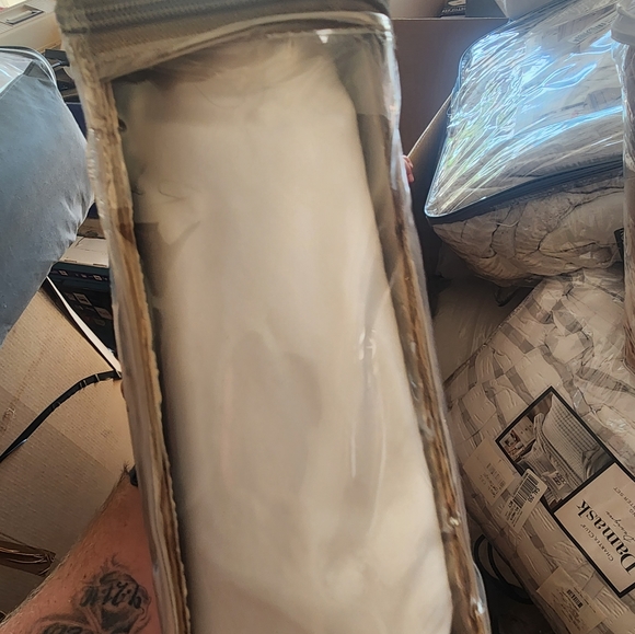 Queen sheet set - Picture 2 of 2